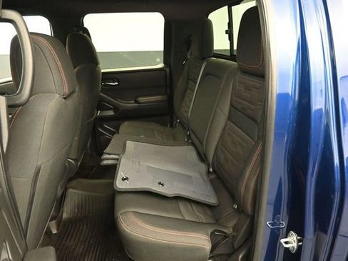 Used 2023 Nissan Frontier PRO-4X w/ Technology Package AWD/4WD image 15
