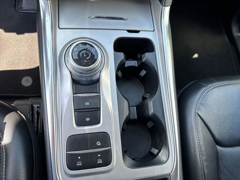 Used 2022 Ford Explorer Limited w/ Equipment Group 301A image 35