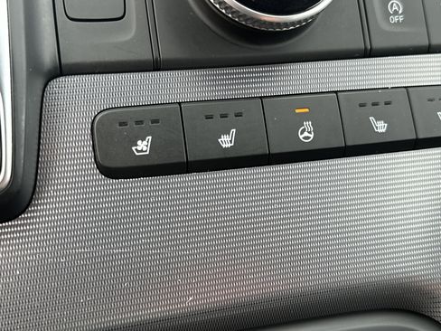 Used 2023 Hyundai Palisade Calligraphy image 35