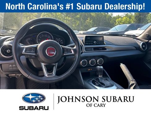 Used 2017 FIAT 124 Spider Classica RWD image 8