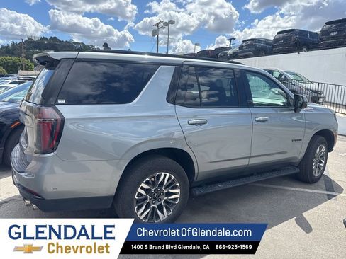 Used 2025 Chevrolet Tahoe Z71 image 5