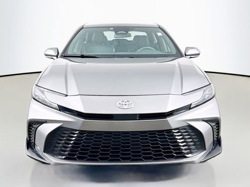 Certified 2025 Toyota Camry SE FWD image 2
