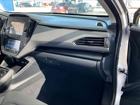Used 2024 Subaru Crosstrek 2.0i image 18