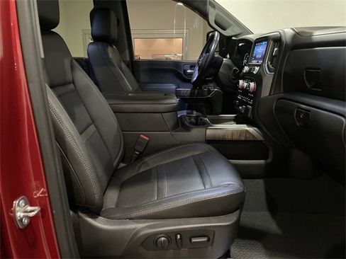 Used 2020 GMC Sierra 2500 Denali w/ Denali Ultimate Package image 17