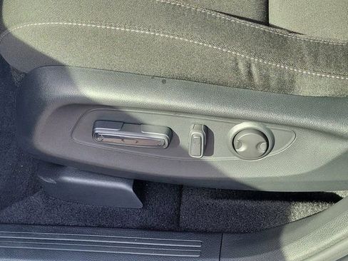 Certified 2024 Honda CR-V EX image 19