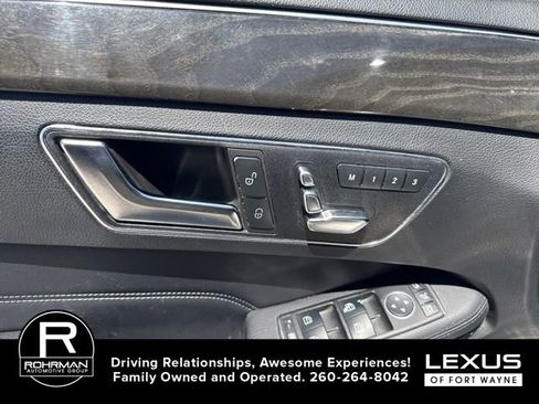 Used 2016 Mercedes-Benz E 350 4MATIC Sedan image 9
