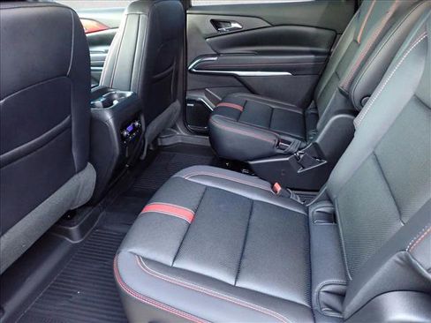 New 2026 Chevrolet Traverse RS image 10