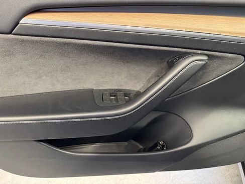 Used 2022 Tesla Model 3 Long Range AWD/4WD image 15