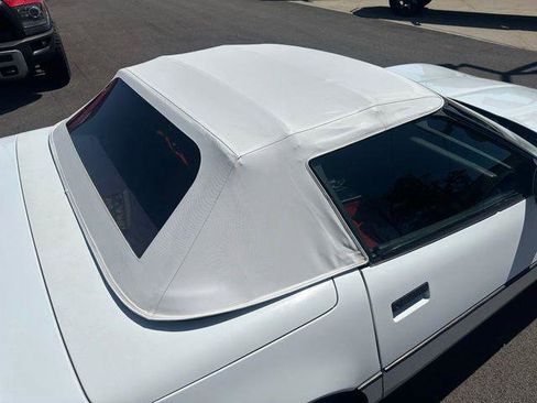 Used 1989 Chevrolet Corvette Convertible image 23