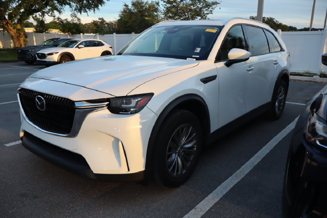Used 2024 MAZDA CX-90 3.3 Turbo w/ Preferred Package AWD/4WD image 4