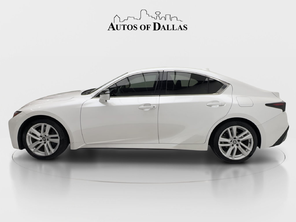 Used 2023 Lexus IS 300 w/ Comfort Package RWD image 6