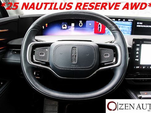 Used 2025 Lincoln Nautilus Reserve AWD/4WD image 25