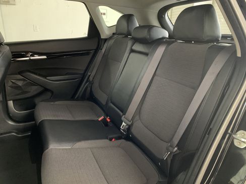 Used 2023 Kia Seltos S image 39