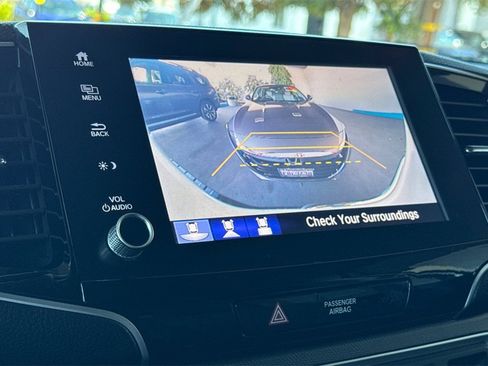 Used 2021 Honda Ridgeline Sport image 17