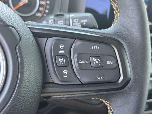 Used 2024 Jeep Wrangler Unlimited Sport AWD/4WD image 20
