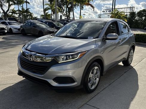 Used 2020 Honda HR-V LX image 10