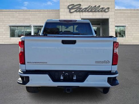 Used 2021 Chevrolet Silverado 2500 High Country w/ Z71 Off-Road Package image 5