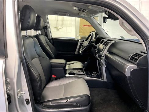 Certified 2023 Toyota 4Runner SR5 Premium AWD/4WD image 11