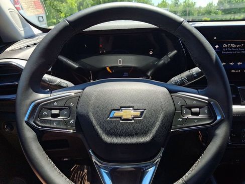 Used 2026 Chevrolet TrailBlazer LT w/ Convenience Package FWD image 18