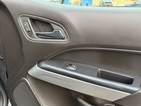 Used 2018 Chevrolet Colorado LT image 26