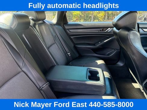 Used 2018 Honda Accord Sport image 19