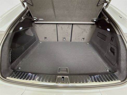 New 2026 Porsche Cayenne image 30