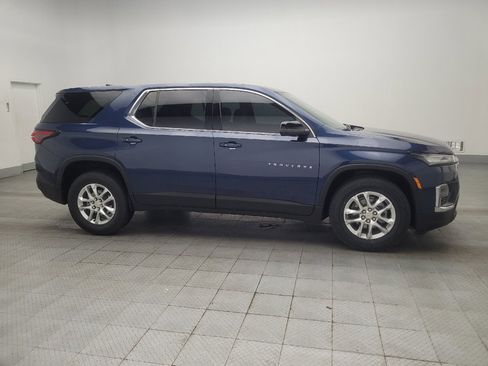Used 2023 Chevrolet Traverse LS image 11