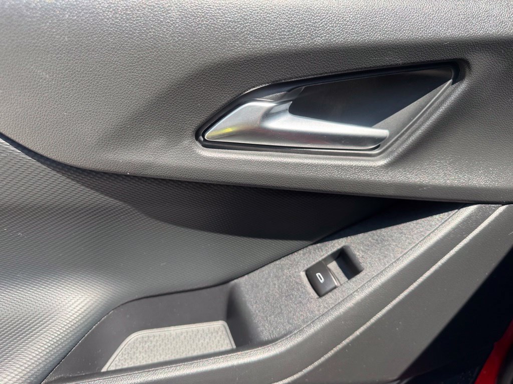 Used 2026 Chevrolet Equinox LT FWD image 14