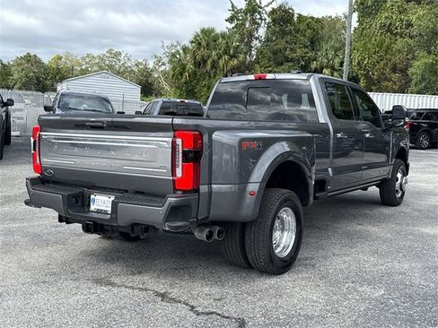 Certified 2024 Ford F350 Platinum w/ FX4 Off-Road Package image 5