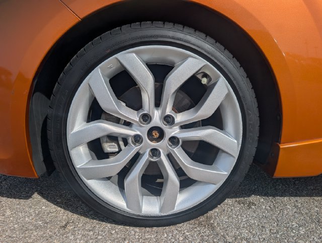 Used 2014 Hyundai Veloster Turbo FWD image 25