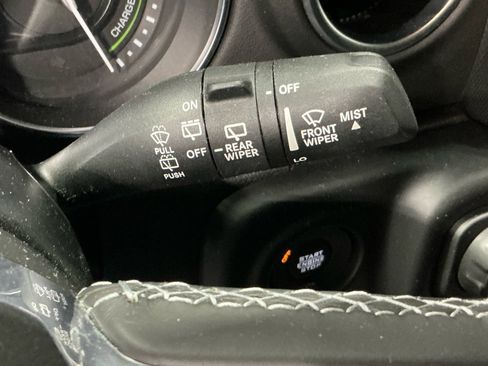 Used 2022 Jeep Wrangler Unlimited Sahara image 49