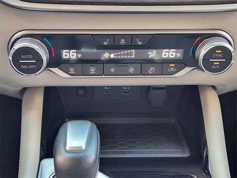 Used 2024 Nissan Altima 2.5 SL image 18