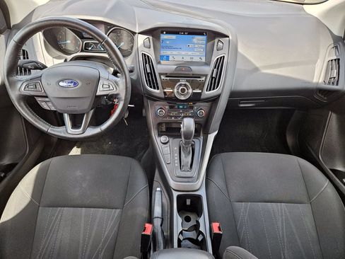 Used 2017 Ford Focus SEL w/ Cold Weather Package FWD image 26
