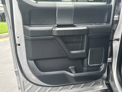 Used 2020 Ford F150 Lariat w/ Equipment Group 502A Luxury AWD/4WD image 20