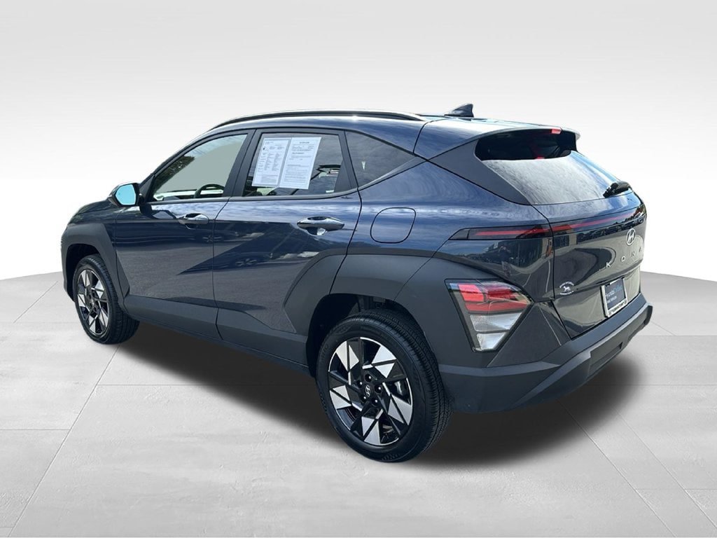 Used 2024 Hyundai Kona SEL AWD/4WD image 5