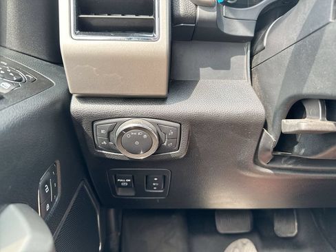 Used 2020 Ford F150 Lariat AWD/4WD image 19
