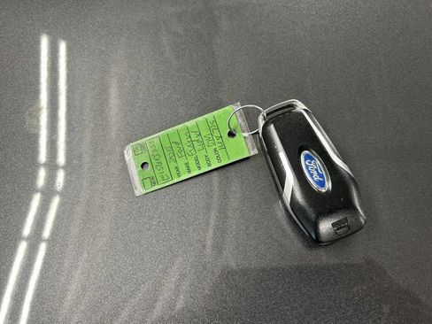 Used 2015 Ford Fusion Titanium AWD/4WD image 12