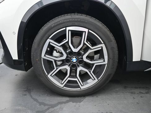 New 2026 BMW X1 xDrive28i w/ Technology Package AWD/4WD image 4