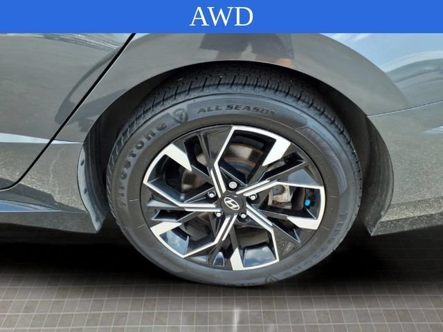 Used 2025 Hyundai Sonata SEL AWD/4WD image 13