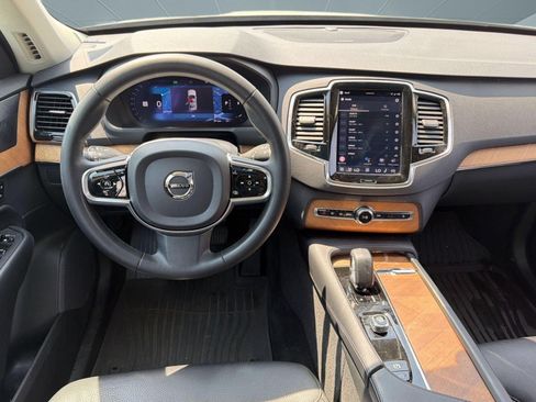 Used 2023 Volvo XC90 B6 Plus w/ Protection Package Premier AWD/4WD image 28