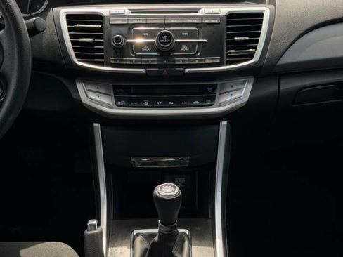Used 2013 Honda Accord LX image 21