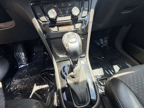 Used 2022 Buick Encore Preferred w/ Safety Package AWD/4WD image 19