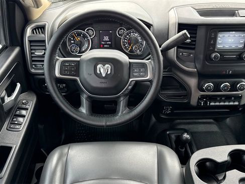 Used 2019 RAM 2500 Tradesman w/ Chrome Appearance Group image 14