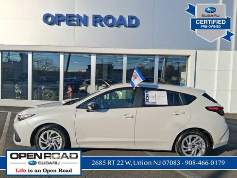 Certified 2025 Subaru Impreza 2.0i image 5