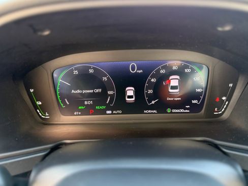 Used 2024 Honda Accord Touring image 11