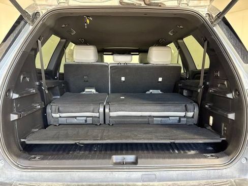 Used 2025 Toyota Sequoia SR5 w/ SR5 Premium Package AWD/4WD image 25