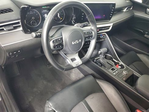 Used 2023 Kia K5 GT-Line image 10