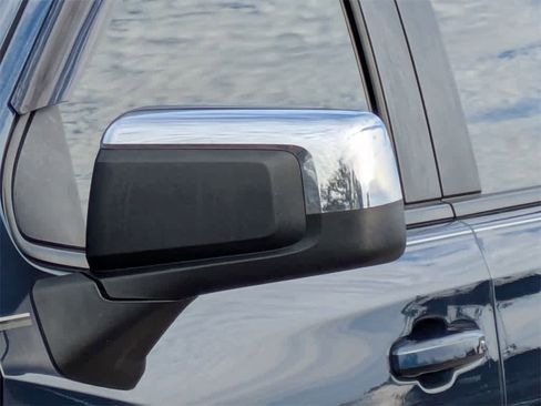 Used 2022 Chevrolet Silverado 1500 LT image 11