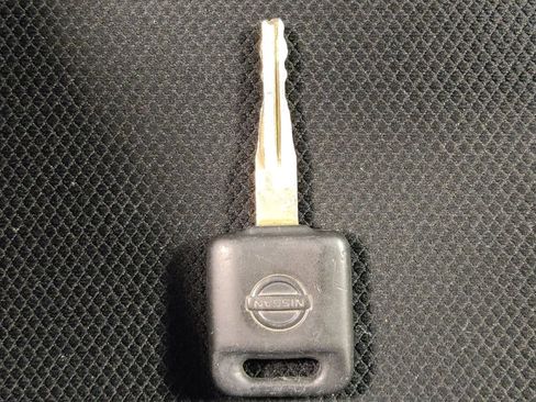 Used 2015 Nissan Versa Note S Plus FWD image 32