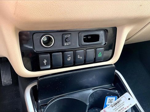 Used 2020 Mitsubishi Outlander GT image 33